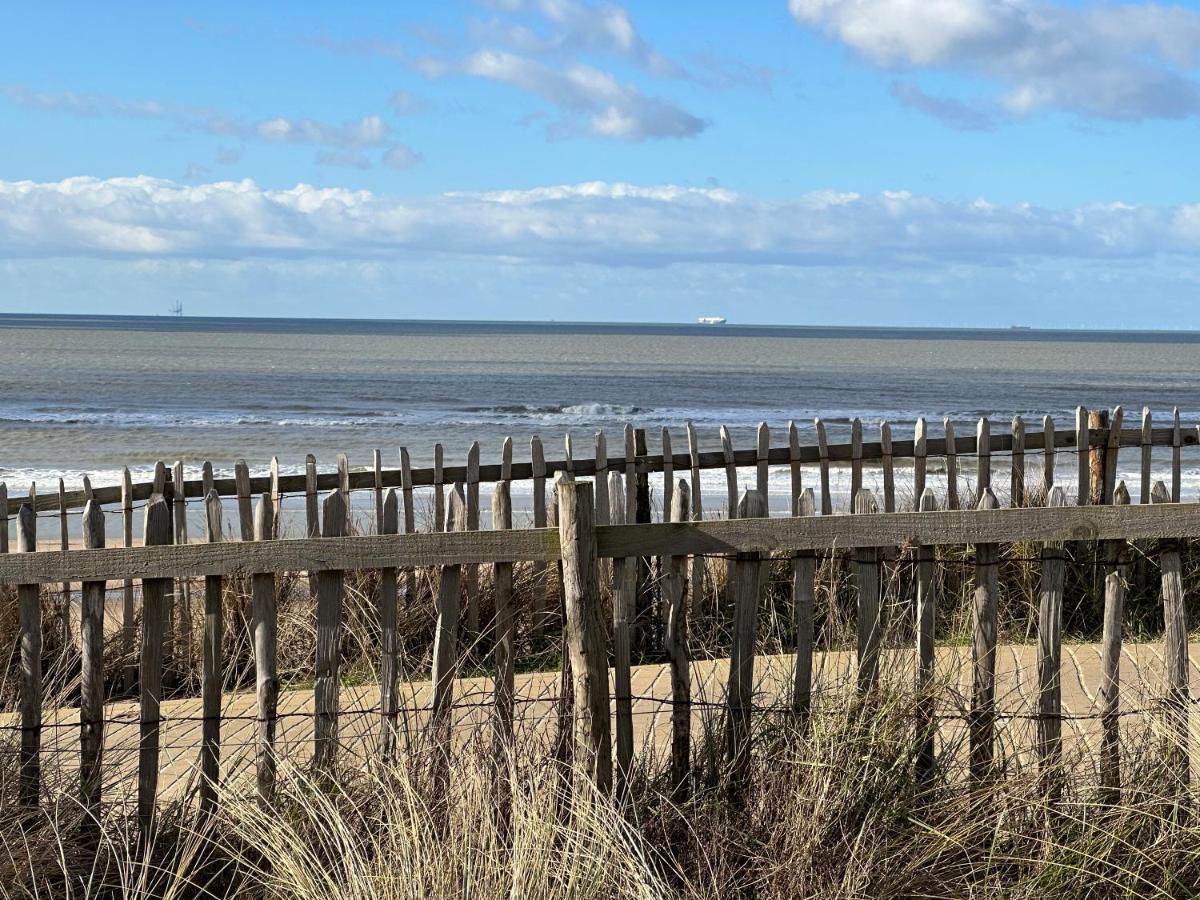 Appartement Met Frontaal Zeezicht In Bloemendaal Eksteriør billede
